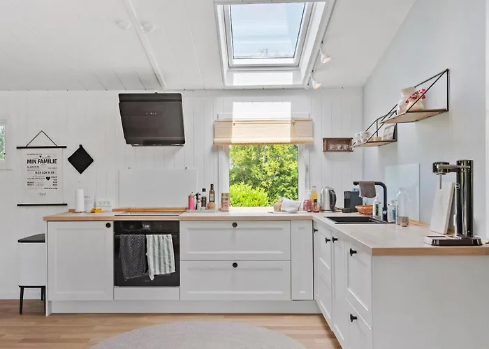 Stunning In Vaeggerlose With Wifi Сasa de vacaciones