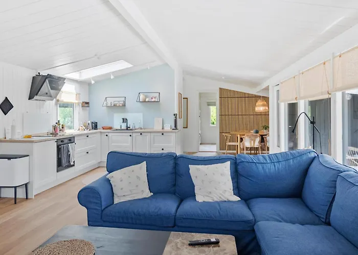 Сasa de vacaciones Stunning In Vaeggerlose With Wifi Bøtø By